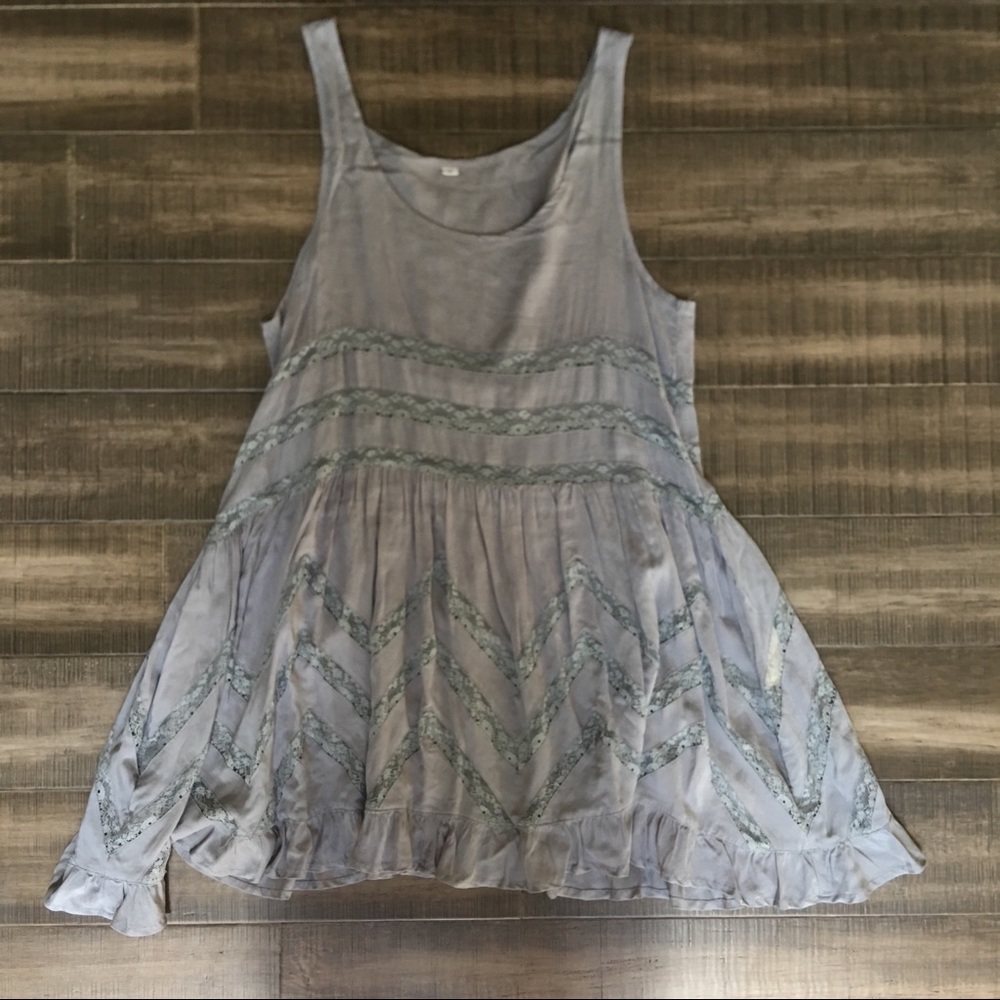 Grey dress